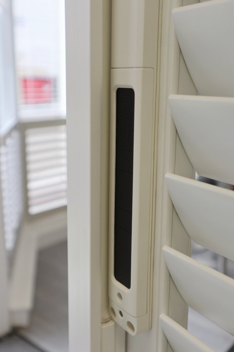 Aspectwindows1's tweet photo. Remotely control the light in your home with #PowerMotion shutters. They are controlled through a discreet motor (pictured) on the rear of the #shutters. The motor also has a solar panel feature to extend battery life.

Read our PowerMotion shutters guide https://t.co/Uqzjv1QaYW https://t.co/aTG8lsTz15