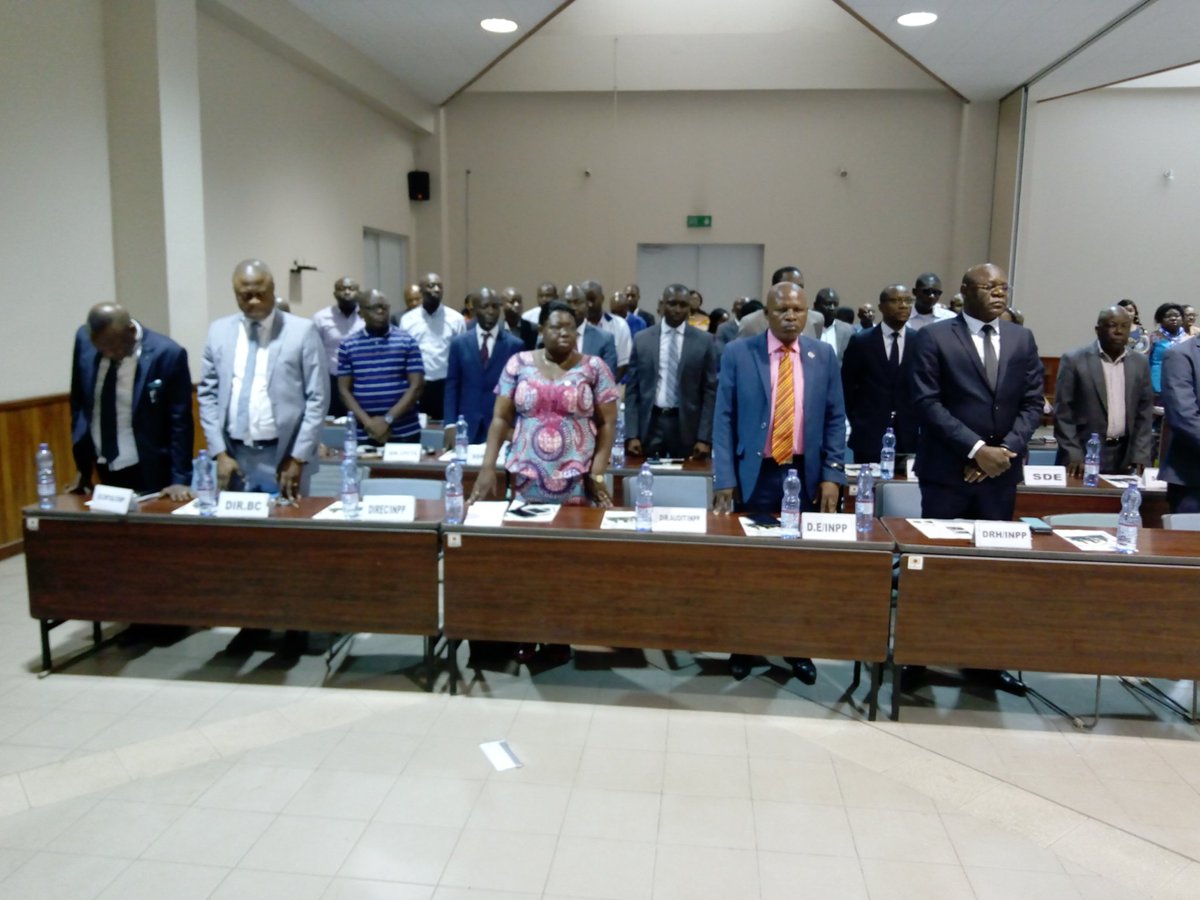 InfosInpp's tweet photo. Tenue ce mardi 29 octobre de la dixième réunion du #Comité Conjoint de Coordination à la Direction provinciale de l'INPP-Kinshasa.En marge de cette réunion,un don d'équipements (2 pick Up+ 1élévateur)ont été remis par la Jica à  l'ADG de l'INPP @TshikuyaKayembe. https://t.co/htL5Qtogqy