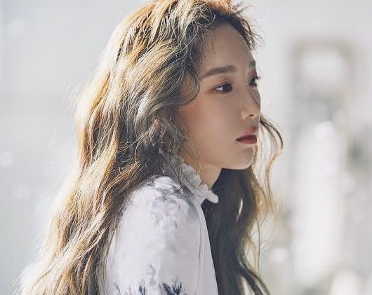 TaeyeonCosmos's tweet photo. แทยอนจะร้องเพลง "Into The Unknown" เวอร์ชั่นเกาหลี สำหรับภาพยนตร์ Frozen 2 ❄️❄️

#Taeyeon #Frozen2 https://t.co/Q4awIjvutg