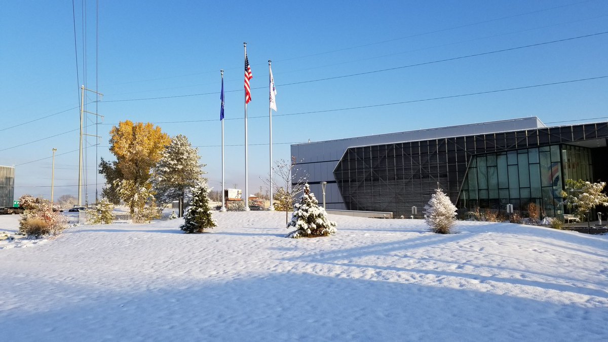 WMTVtech's tweet image. Good morning from snowy WMTV. Do not adjust your set.