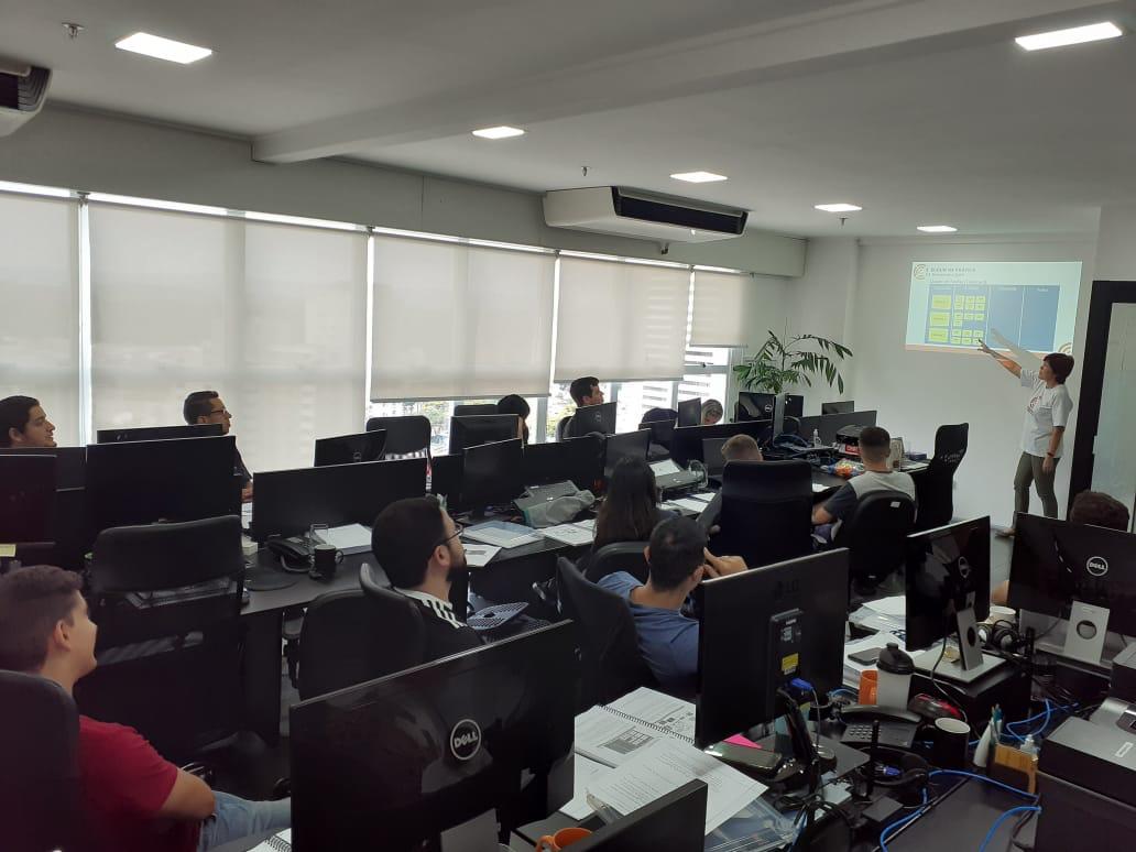 agro_tools's tweet photo. Parte da equipe Agrotools participou de um treinamento, EXIN-ASF, que teve como objetivo conectar cada profissional da empresa com seus talentos para desenvolver as suas competências no Framework Scrum.

#agrotools #beat #scrum #agile #tecnologia #agtech #innovation https://t.co/OmnExGKPmy
