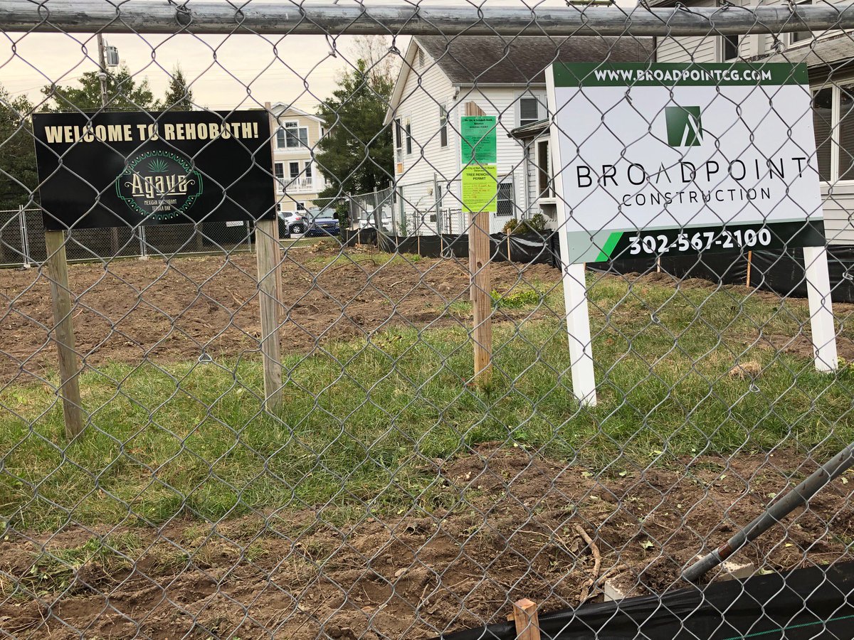 _BPConstruction's tweet image. I spy a Building Permit and construction fencing at Agave on Rehoboth Avenue - hang on tight, this one's going to be fun!!!  #Agave #RestaurantBuilder #RehobothBeach