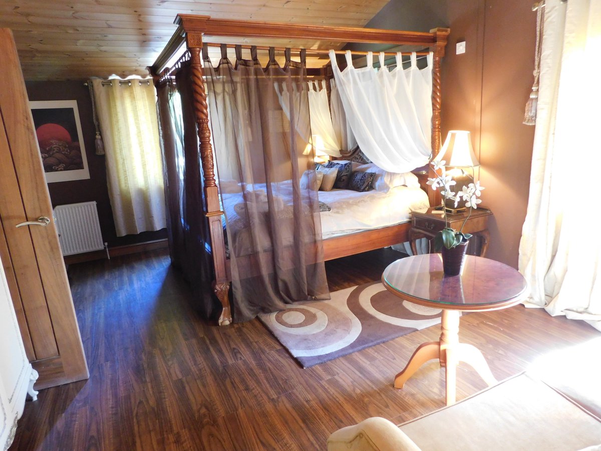 Chill out and relax this Halloween with a private lodge and hot tub