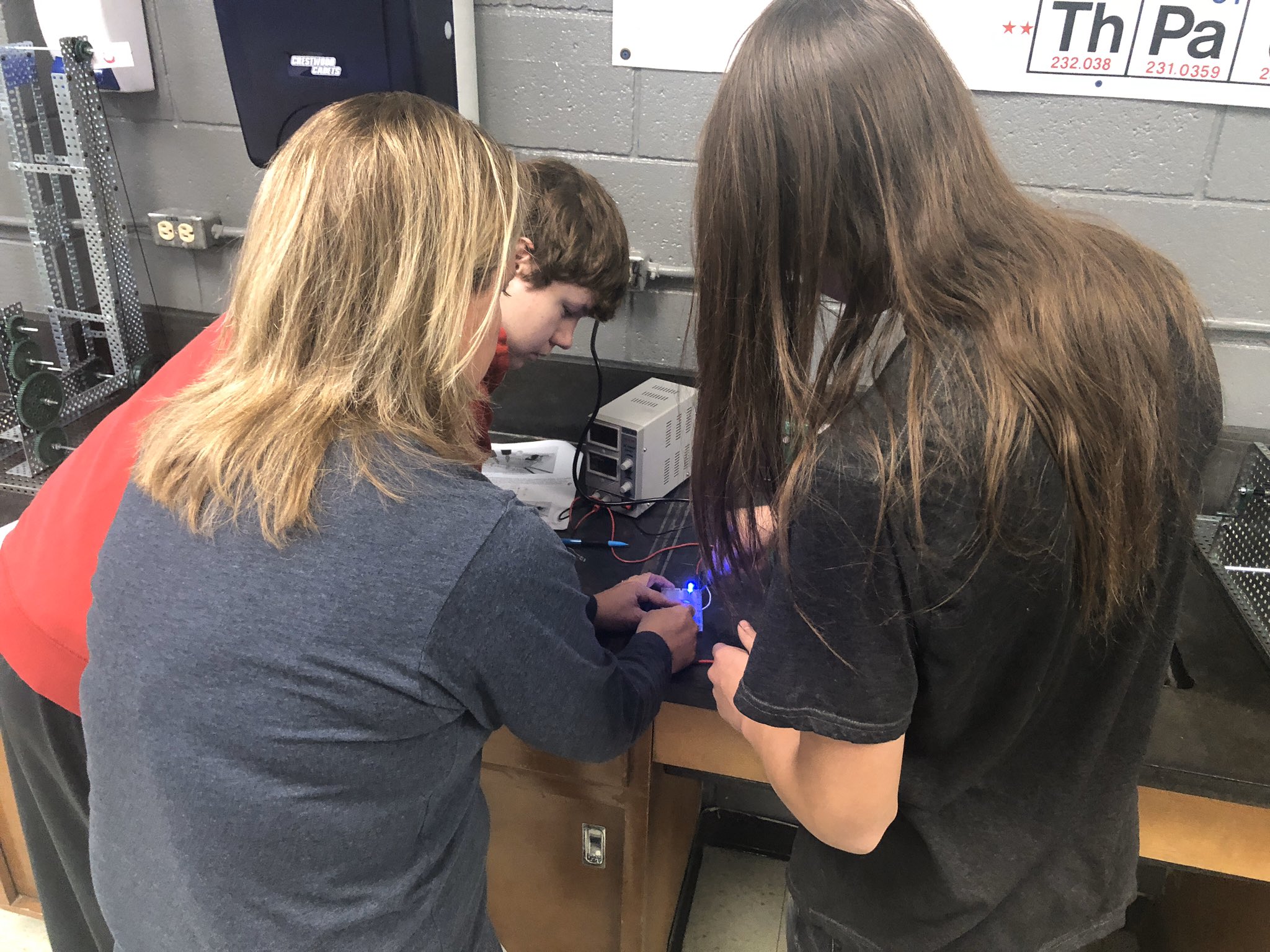 crestwood-secondary-on-twitter-electrical-circuit-design-lab-in-the
