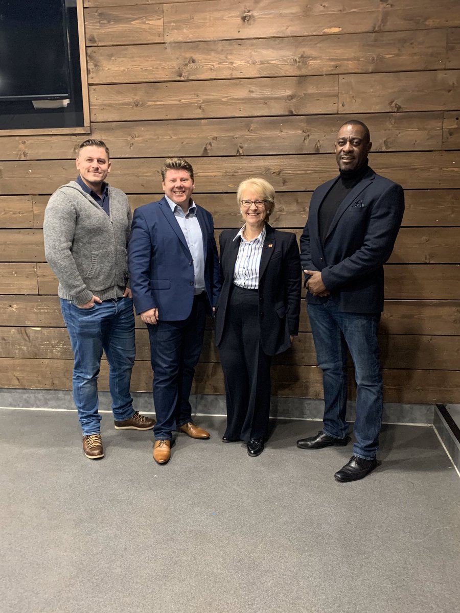 Excited to bring Hollywood to Hertfordshire today as WTP Founder @dean_r is joined by actor @JamieChambers_ actor <a href="/Blackeagle44/">Winston Ellis MBE</a> along with Cllr Teresa Heritage for the <a href="/winthatpitch/">WinThatPitch</a> CPD accredited Presentation training course for 70 Care Leavers <a href="/UniofHerts/">University of Hertfordshire</a> #inspiring # training