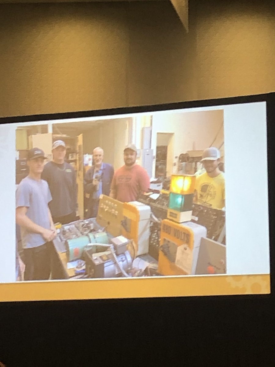AmandaEhman's tweet photo. Attending the Ohio Manufacturers Summit. So proud to see our Rio Industry Maintanence students! #thinkGRANDE #RioPride #OMAWorkforcesummit https://t.co/ADRLGjQQLn