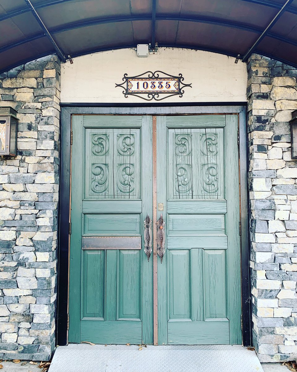 The doors to our new location.. we are starting a friendship with Lyon and taking over Cafe Besos as the Woodrack Cafe!