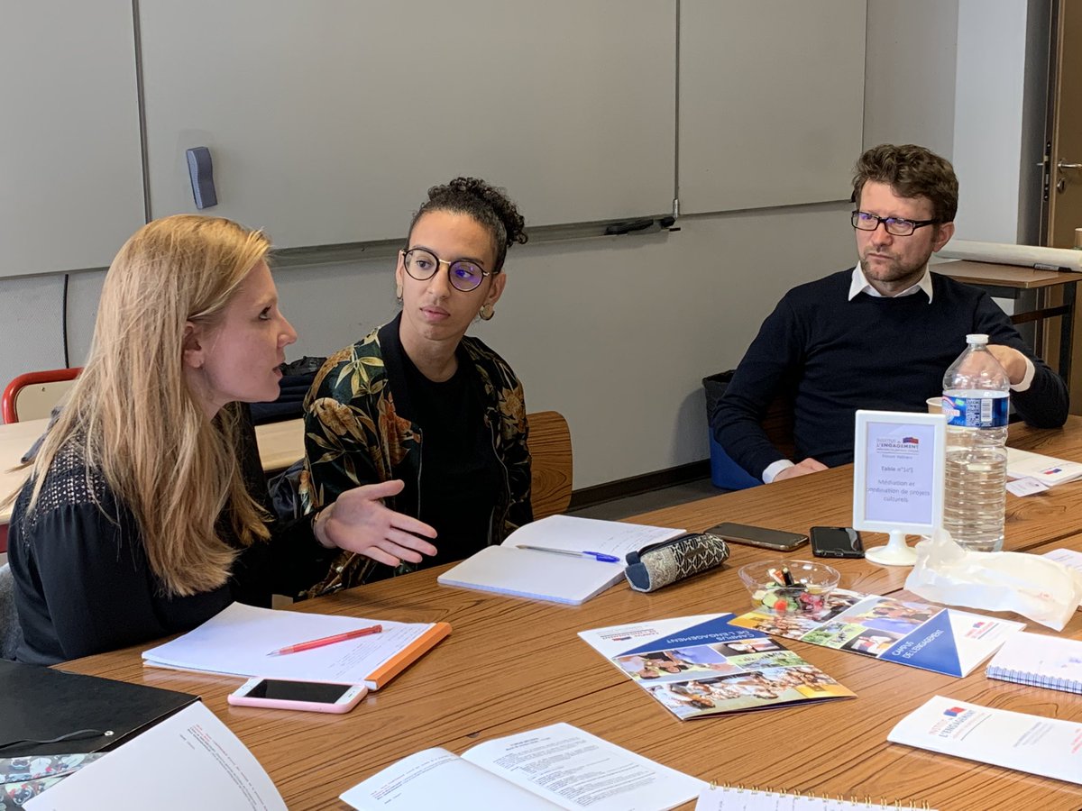 i_engagement's tweet photo. Ce matin, pour le 2e jour de la 32e Université de l’Engagement, les lauréats de la promotion d’automne 2018 et de printemps participent à un Forum animé par des partenaires de l’Institut de l’Engagement:
- métiers
- création d’activité
#LiveIDE2019
#PromoIDE2019
#PromoIDE2018 https://t.co/fXjhHkY00X