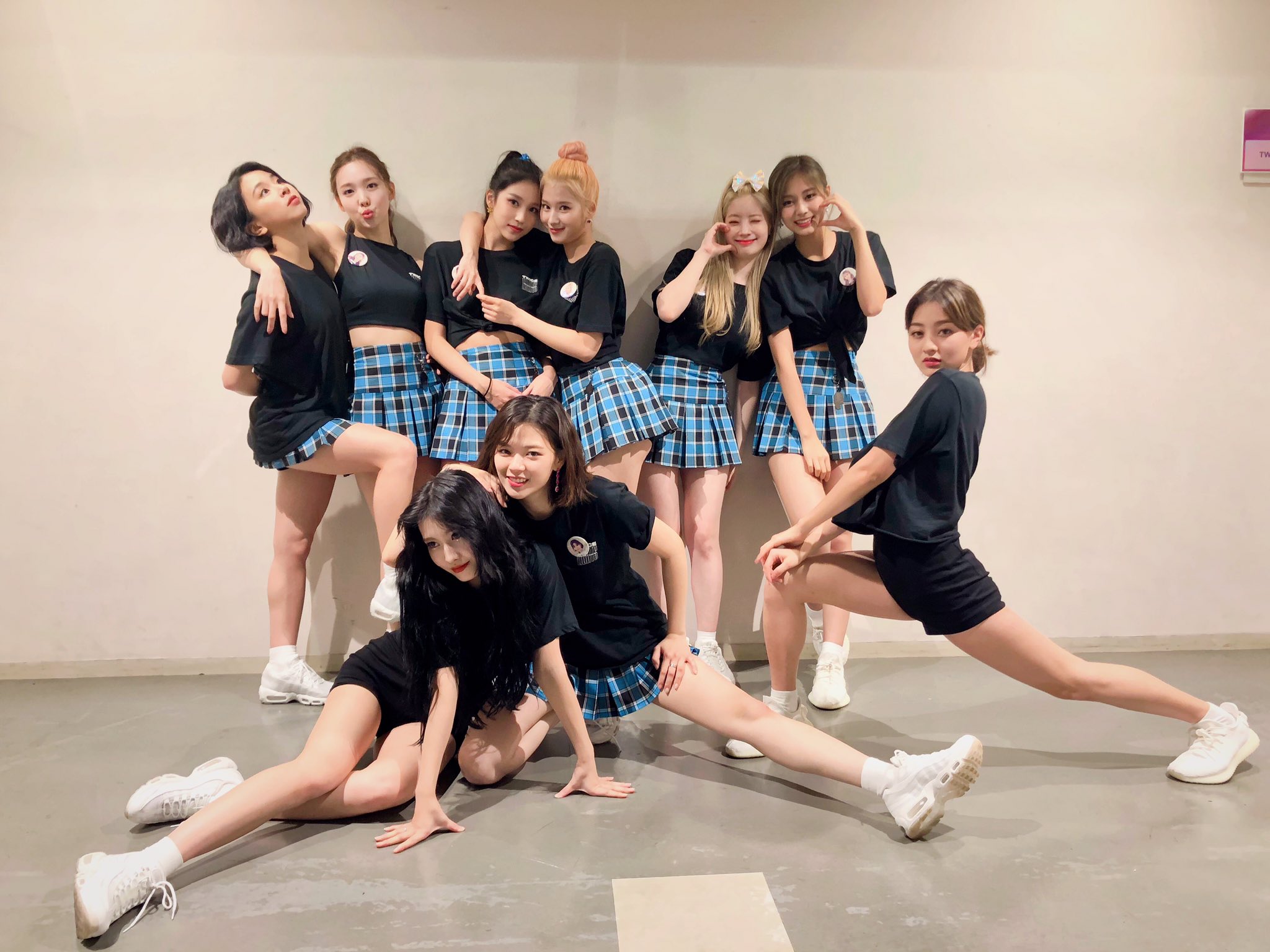 ジヒョペン^_^ TWICE JAPAN『PERFECT WORLD』Special Wallpaper スペシャル壁紙