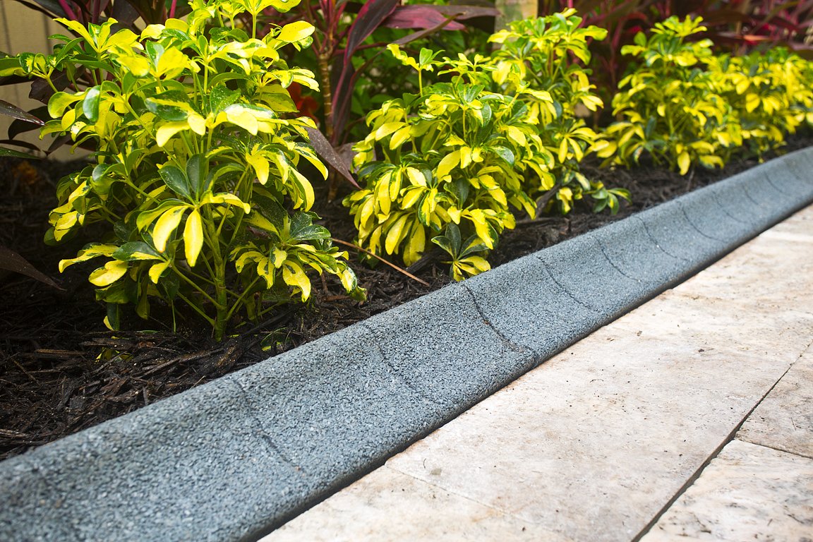EcoBorder's tweet photo. The EcoBorder Curb in grey🌱
Learn more about our borders at https://t.co/x643dFKOwi or
@ecoborder on instagram!
#recycledrubber #madeinusa #flexible https://t.co/nlXaoeISmW