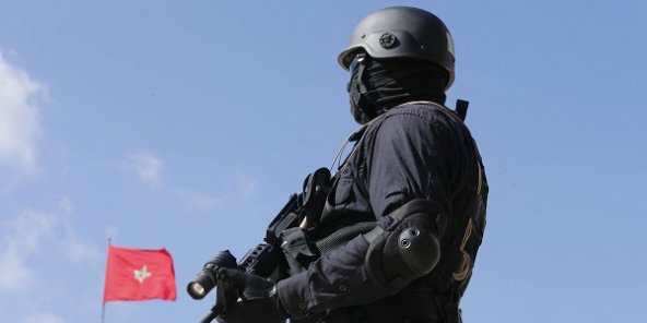 YoussefDouh4's tweet photo. Toutes mes félicitations à la police marocaine qui a effectuée un travail de qualité pour protéger le #peuple et le #royaume contre la menace terroriste ! https://t.co/SFmQxWIuOd