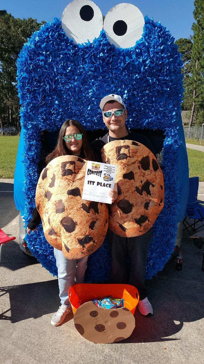 WinshipES's tweet photo. The Winship PTO Fall Carnival was a success! Highlights of the festival included the Trunk or Treat competition and the Color Run. #ServingOurStudents @SpringISD @believe_EC2020 https://t.co/DQiqLTr1Mv