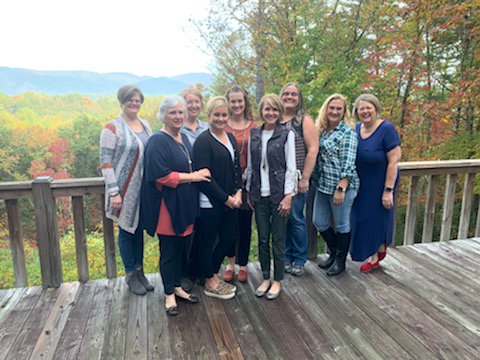 thenerdycoach's tweet photo. Ensuring "fidelity" with lots of "fellowship" at our first @GrowingRdrsGA North Ga regional meeting! @Hall_Schools #LiteracyforHall #GaGrowsReaders https://t.co/xDLSVk8gh1