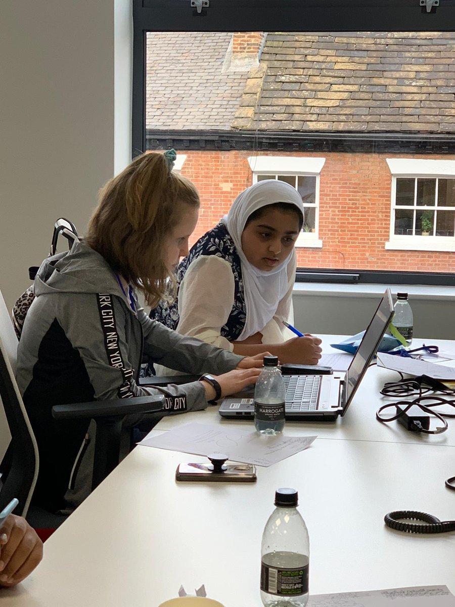 Stemettes's tweet photo. The girls are finishing off their apps before the presentations later! ๐๐ซWe have some amazing concepts and designs! @USTGlobal #Goodluck #USTStemettes #girlsinstem https://t.co/Q1DhugnLsh