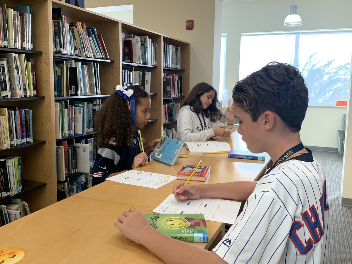 SteckerClaire's tweet photo. Thank you @CindyVonOehsen for our “Book Walk” today. We reviewed genres and chose high-interest fiction books. https://t.co/hBCGG8NhN3