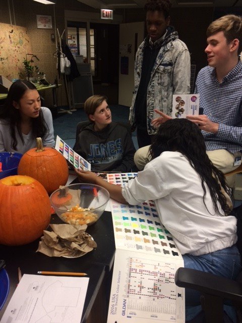 SheddLearning's tweet photo. Our last Teen Council meeting in #SheddTeenLab included carving pumpkins for our animal residents and collaborating on T-Shirt designs! Check our webpage for more info about Teen Council, and for dates of our upcoming meetings. https://t.co/FbO7A9ueBl https://t.co/5vA7RLFVcX