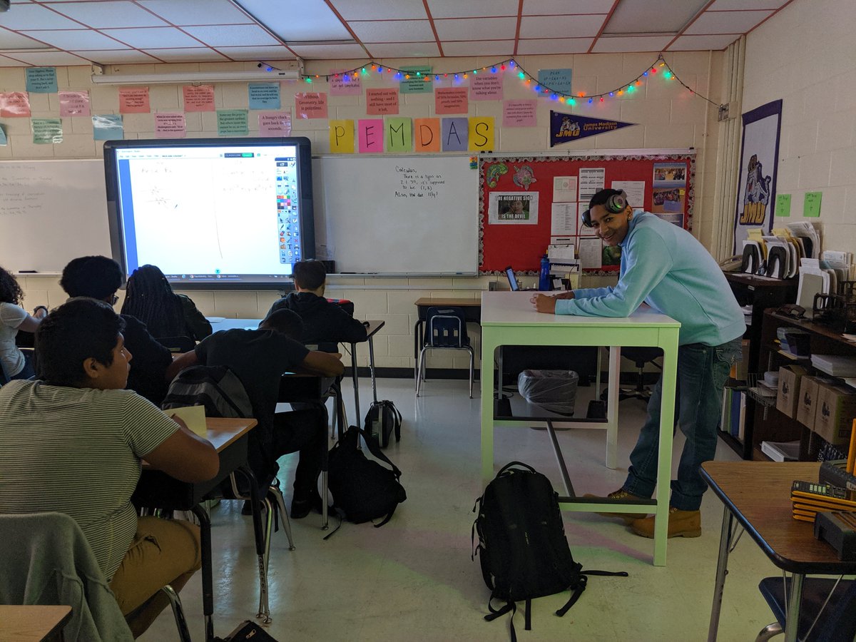 MsE_LCB's tweet photo. Studies have shown that standing desks improve memory and focus so what better way to enhance learning in our #Collaborative #Geometry classroom? 😃 This student is already enjoying it!
#oneCCPS #LCBird #BeTheU #SkyhawkStrong #SkyhawkPride https://t.co/gpflYkK9Mz
