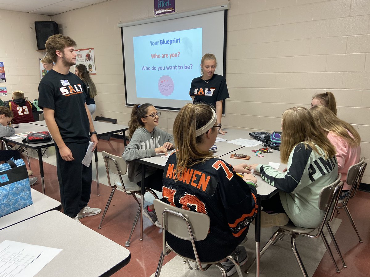 CoachOlson11's tweet photo. Super proud of our @anderson_SALT leaders for lifting others today at Nagel. Thanks for the opportunity to get our @MunozFoundation project rolling, @FellowsEdu! #BlueprintYou #AMFChallenge 

@patthatcher @debnimmo @FHSchools https://t.co/azwpOZCW8C