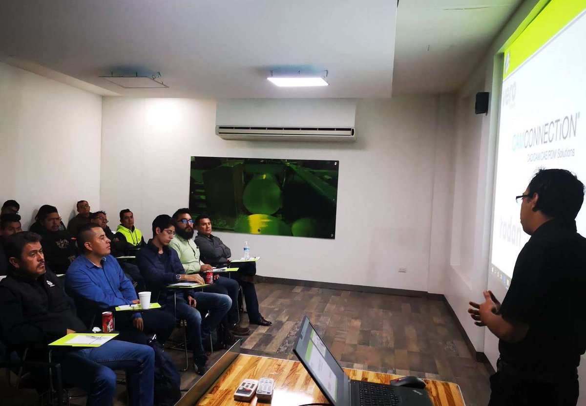 CamconnectionLA's tweet photo. Seminario Técnico de #radbend en @HerramentalMty Querétaro #radan #hexagonmi https://t.co/axvlYDtce6