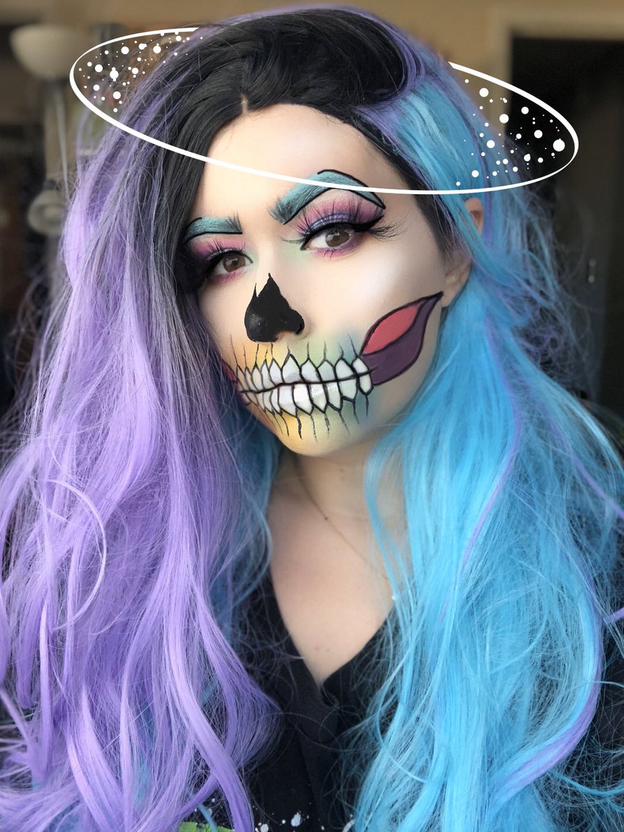 mindipunch's tweet photo. I’ve been obsessed with drawing on my photos! 🤣 inspired by Nick Iby’s work! https://t.co/pRWQAEd6xq