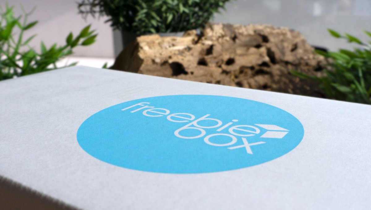 Freebie_box's tweet image. Freitag ist Feiertag -  also die Hälfte der Woche wäre geschafft 😜 #freebiebox #wochenhalbzeit #staymotivated #überraschungsbox