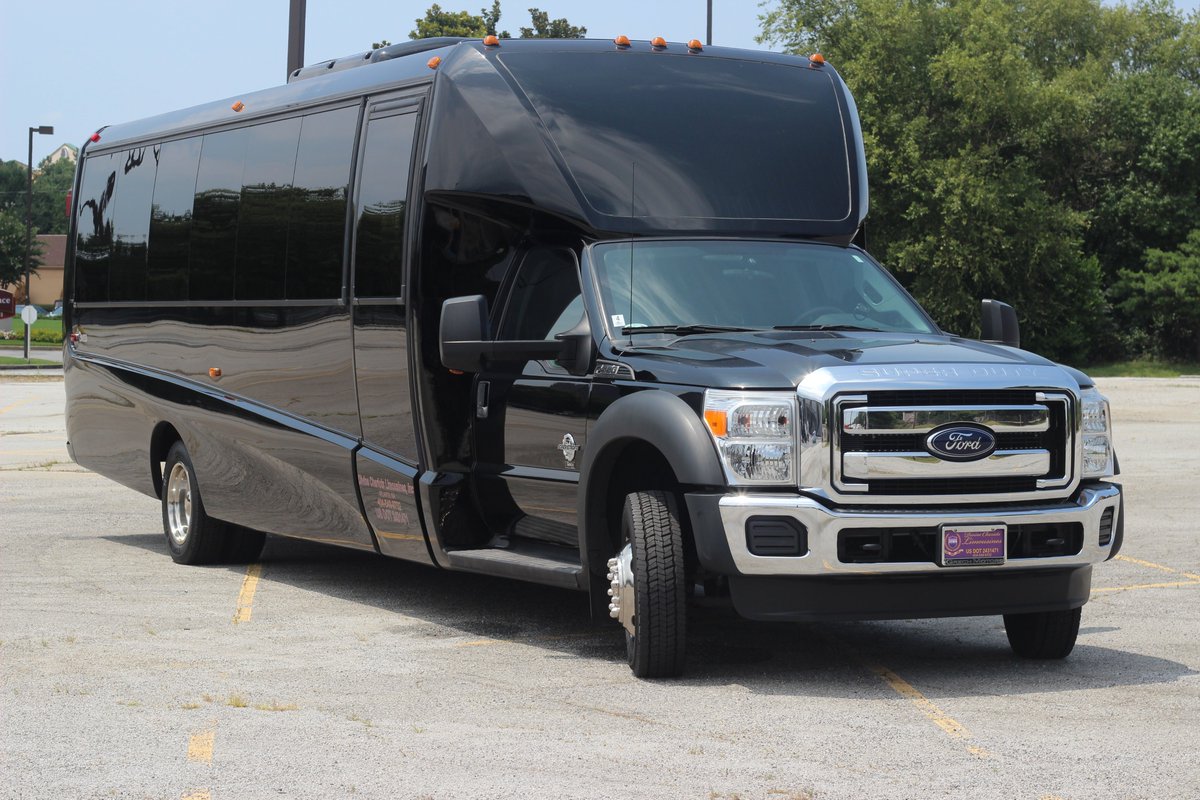 Divine_Chariots's tweet image. Divine Chariots! We provide our clients with professional and reliable ground transportation. Book our 23/31 passenger Grech Motor Buses for a company outting! Let us be your CHARIOT of CHOICE! 404-549-9702