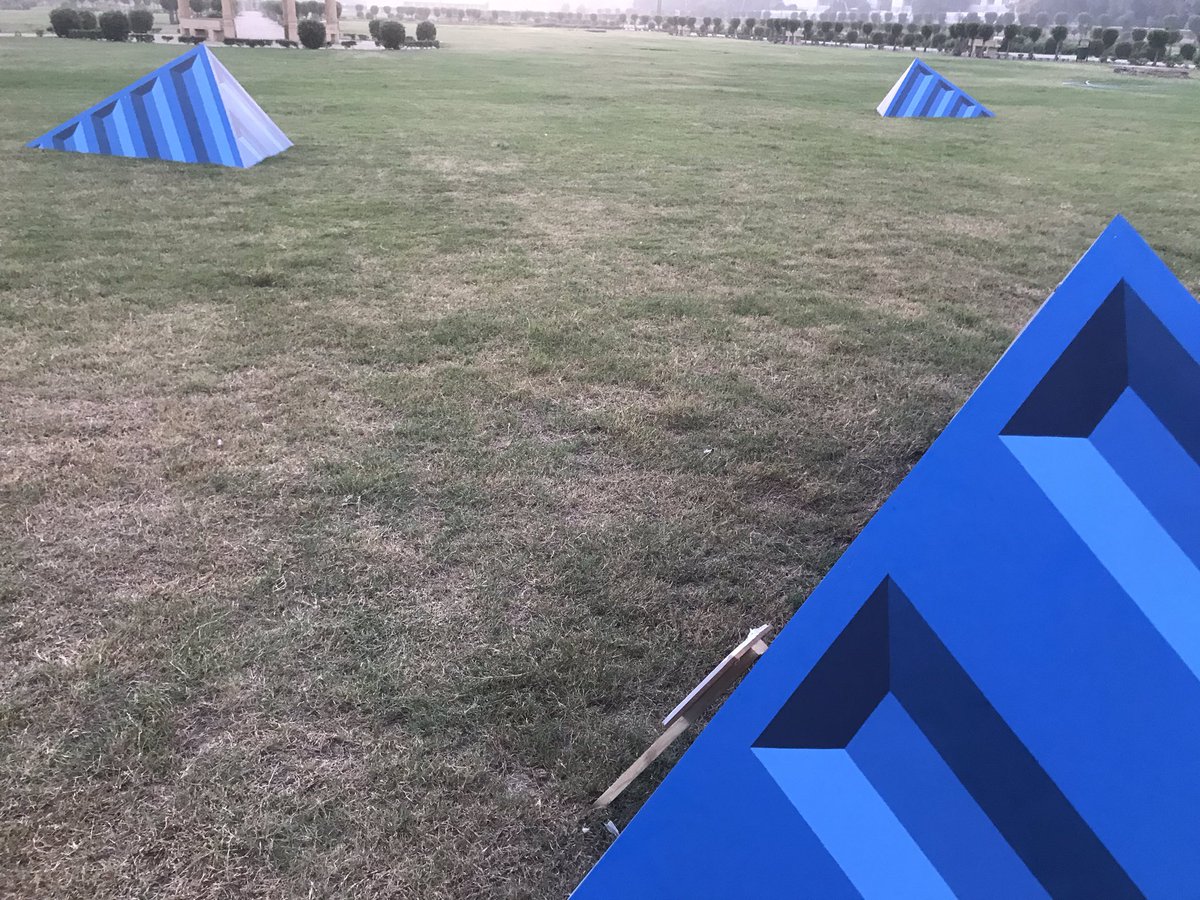 PuraniMeena's tweet photo. At Qasim Park #KarachiBiennale2019 #Containeristan https://t.co/keYaX9R478