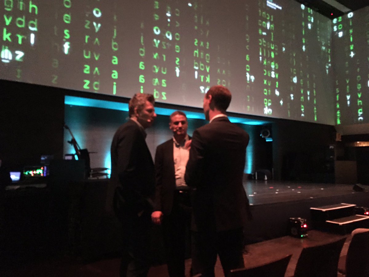 Last meeting before the show #stepintothefutureofstorage matrix design