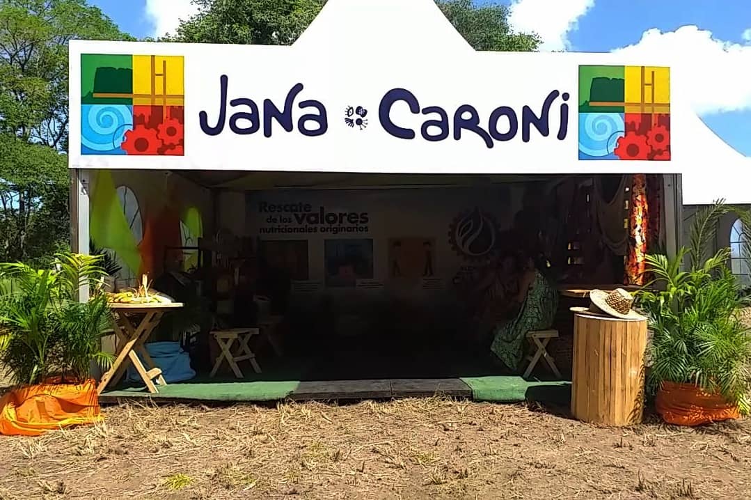 QuetalGuayana's tweet photo. #29Oct El Mcpio.Caroni ya estamos listos para 1er Congreso Internacional de los pueblos Originarios.Jana que significa Caroní  "Salto de Agua" seguimos en la construcción de alianzas para la defensa de los pueblos indígenas por la soberanía y solidaridad. #PazDialogoYSolidaridad https://t.co/XrQIPWayAI