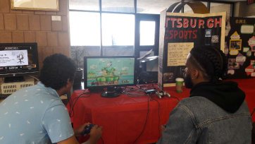 PlattsEsports's tweet photo. It was great seeing all the potential SUNY Plattsburgh students at Open House. Thanks for all those who stopped by to play Smash and chat about our club. Hope to see you next Fall! https://t.co/KkEKmouyyL