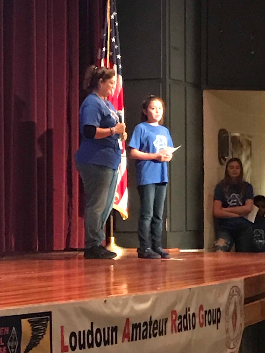 Discovery_elem's tweet photo. Discovery’s current and former students asking astronaut Dr. Drew Morgan aboard the International Space Station questions about the importance of space exploration and life in space!
⁦@ISS_CASIS⁩ ⁦@SpaceDreamers1 #lcps20⁩ https://t.co/7xJKvR4TmV