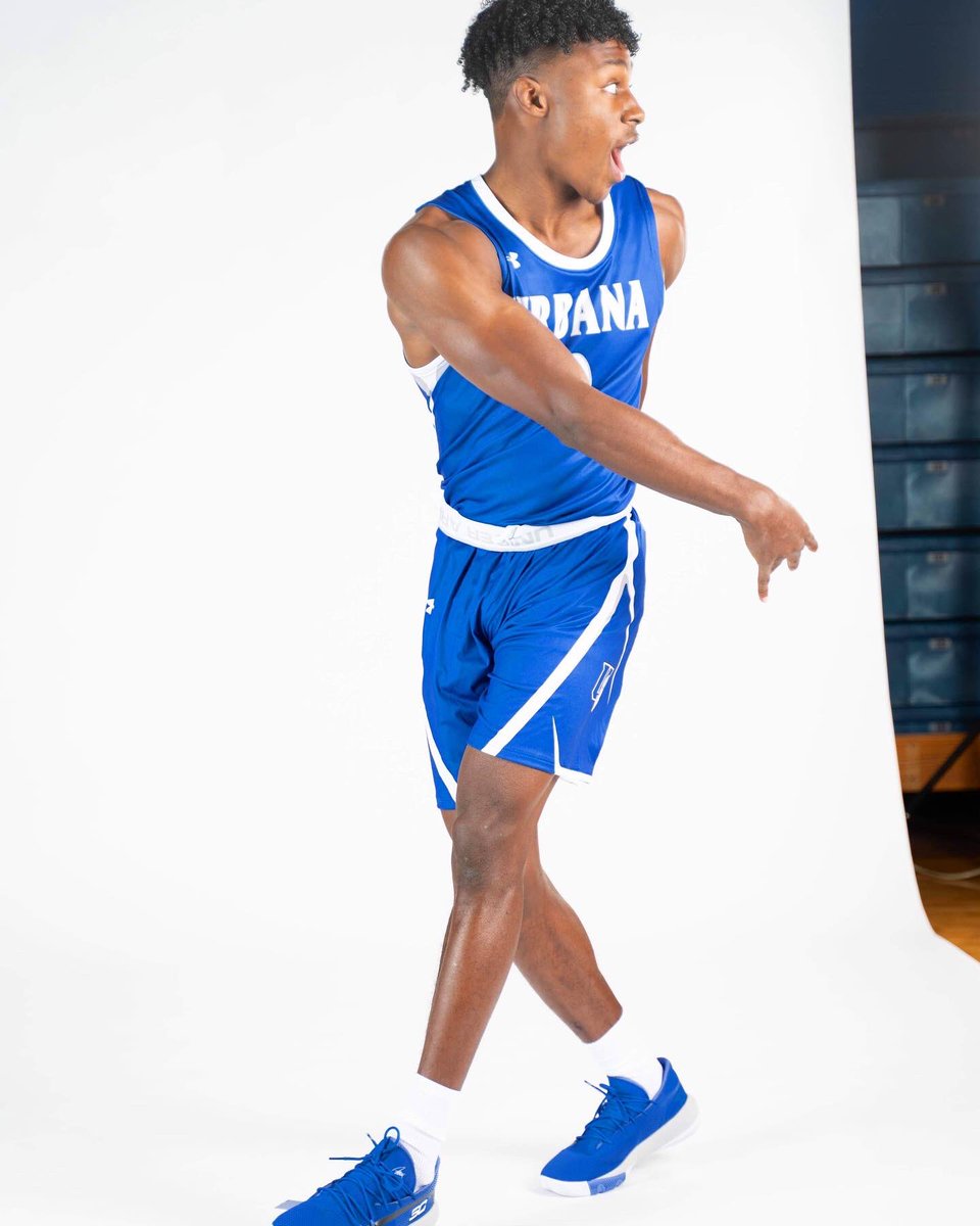 It’s go time! @UrbanaU_Sports