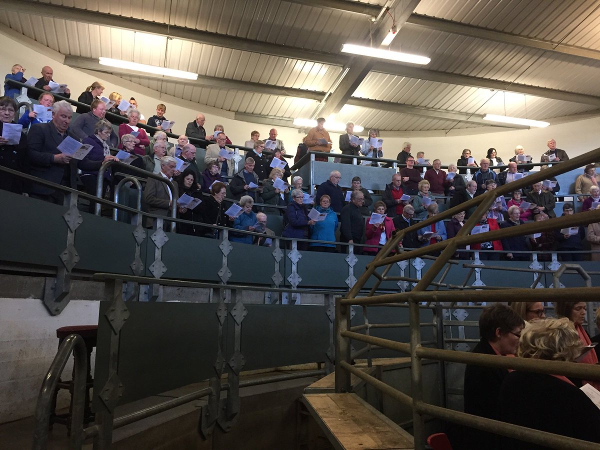 A wonderful #farmers #harvest in #bakewell. Great turn out. Thanks to <a href="/Bagshawsest1871/">Bagshaws LLP</a> bel canto choir &amp; Philip Holland. We raised £242 for <a href="/RABIcharity/">RABI - the Farmers Charity</a> and £211 for the Ag chap welfare fund. Roll on next year! @CEO_RAD <a href="/m_j_betson/">Mark Betson</a> <a href="/methchaplaincy/">Methodist Chaplaincy</a> <a href="/DioceseofDerby/">The Church of England in Derbyshire</a>