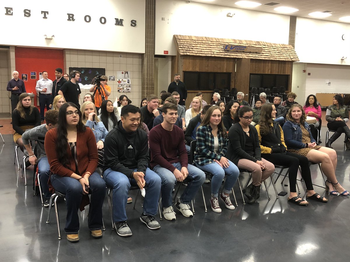 Emporia High School National Merit and Honors Scholars being recognized this morning!!!   Kansas Honor Scholar Program will be next Wednesday @ 7:00pm.  Proud of these Spartans!!!💪💪<a href="/EmporiaSpartans/">Emporia Spartans</a>