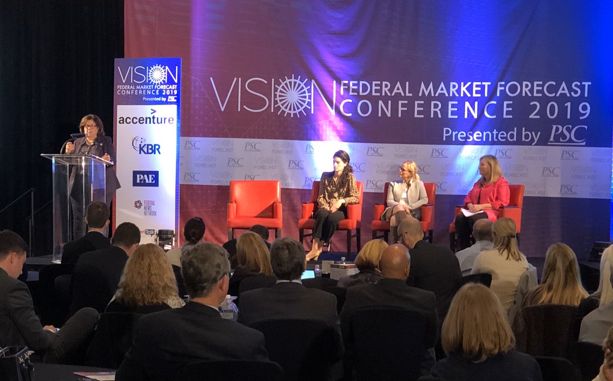 BradleySaull's tweet image. We are now talking customer/citizen experience at #visionforecast19!! What is your agency’s brand to citizens? To industry vendors/partners? #cx #capgoals @OMBPress @DeptVetAffairs @Weichert45