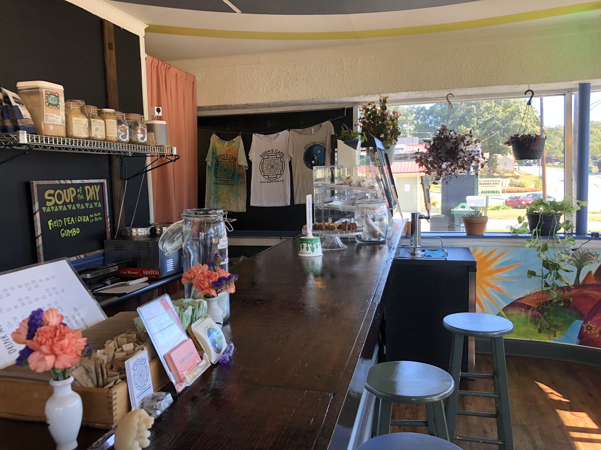3190Sg's tweet photo. Great interview today with Nick Bradfield of the newly opened Eden’s Cafe! #profileproject https://t.co/CEEAgBKjDR