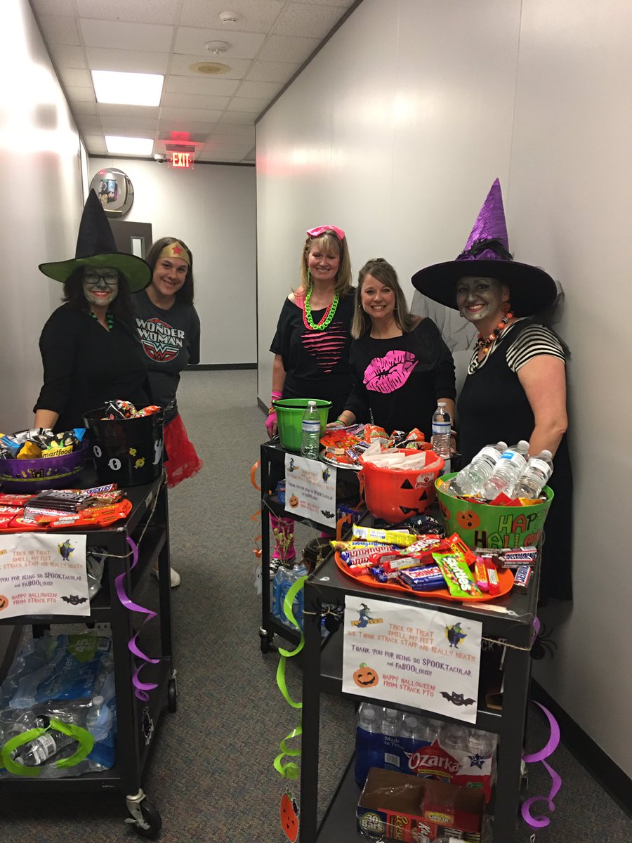 DSTDIVA99's tweet photo. Thank you to our wonderful Strack PTO for the AWESOME Halloween treats. Y’all are the best!💯 @StrackKISD @jason__ovalle @KleinISD @strack https://t.co/GEkYapHcHI