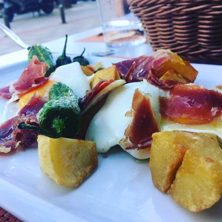 BonDiaMariaRest's tweet photo. #BonDiaMaria #Restaurant #Vilaseca

Així són els nostres #SEGONS al nostre #MENÚ #DIARI!

👏😀
T'esperem!

👏

Si vols gaudir, només has de reservar la teva taula a Bon Dia Maria Restaurant i assaborir el nostre #menú per 12,95€.

877401716. 

#restaurante #comer #tapas #Sabrosa https://t.co/hlcc5Fcd1L