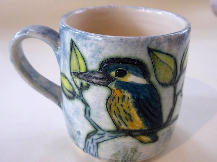 AbingdonCraft's tweet photo. Jeanne Jackson creates unique pottery at her purpose-built studio in Horspath. Designs are carved into leather hard clay before firing. Oxides are then applied to the lines followed by underglaze painting, glazing and final firing. Visit #ATCF19 - https://t.co/DOCdzTMP5J https://t.co/sapbsRFNkb