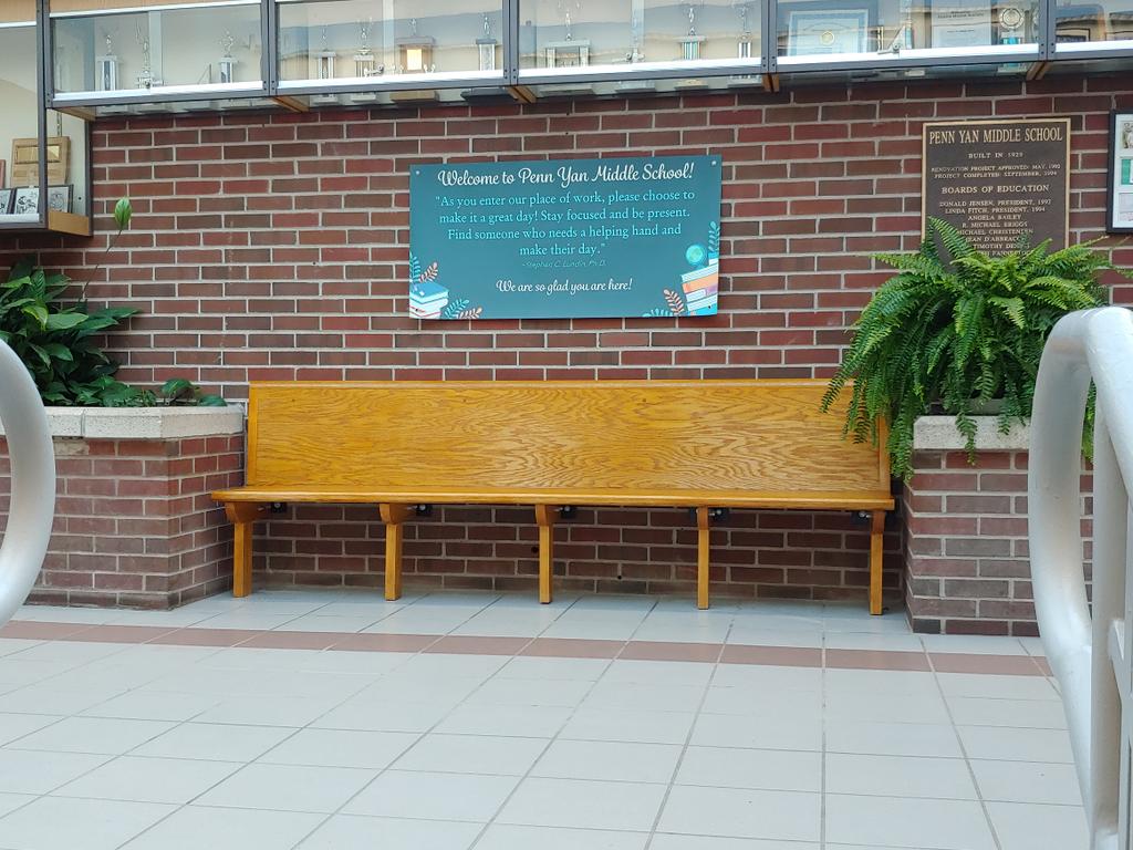 Howard Dennis tweet media