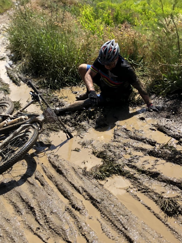 4everMtb's tweet photo. @seriousgees on route today. Day 2 @wines2whales @w2wmtb . Glad the rain stayed away. https://t.co/Y6PiYo4CM6