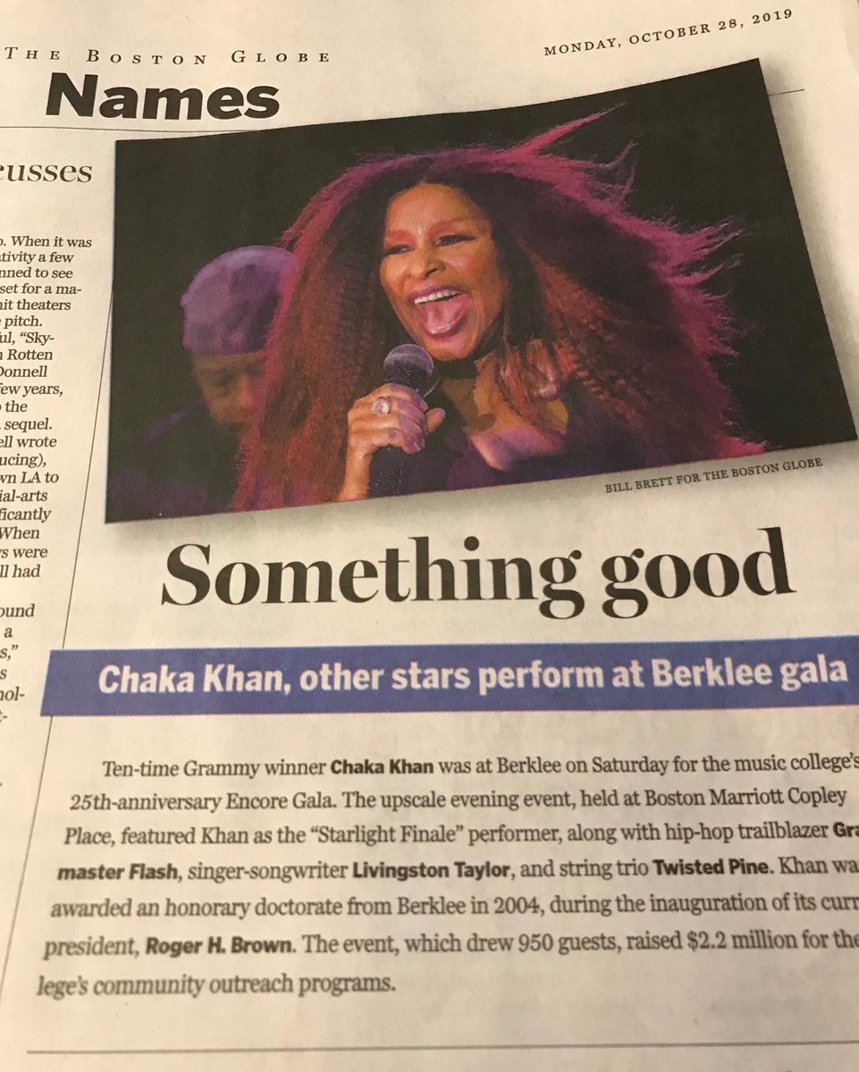 FiddlinKitten's tweet photo. Thanks @BostonGlobe !!! What an honor! #chakakahn @BerkleeCollege #grandmasterflash #livingstontaylor #twistedpine #boston #bostonmusic #livemusic https://t.co/y1pTmuWLgj