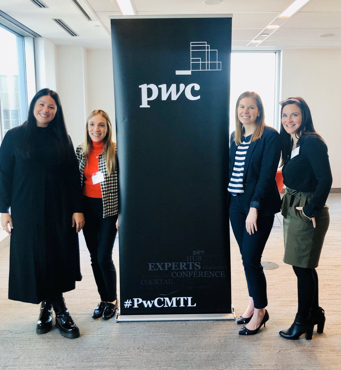 AnnaLafor's tweet photo. Très choyée d’avoir pu échanger avec ces femmes qui font rayonner l’entrepreneuriat au féminin ! Merci d’avoir été si généreuses dans vos réponses ! #Jeunes ProfessionnELLES #PwCMtL #LambertBags #Gibou #JumpBed https://t.co/PMfDfiUP2H