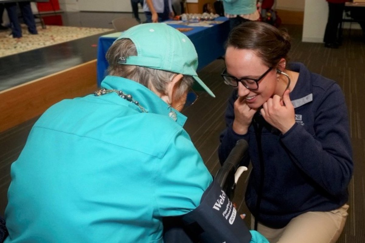 unetweets's tweet photo. 26 UNE students joined colleagues from @MaineMed, @PortPublicLibME, and 10 other organizations to host the fourth annual Community Health Fair. The event was a huge success!
Read more: https://t.co/gvdtPdzIgx
#UniversityofNewEngland #CommunityHealth #Collaboration #ThisIsUNE https://t.co/M1hZuRp0RV