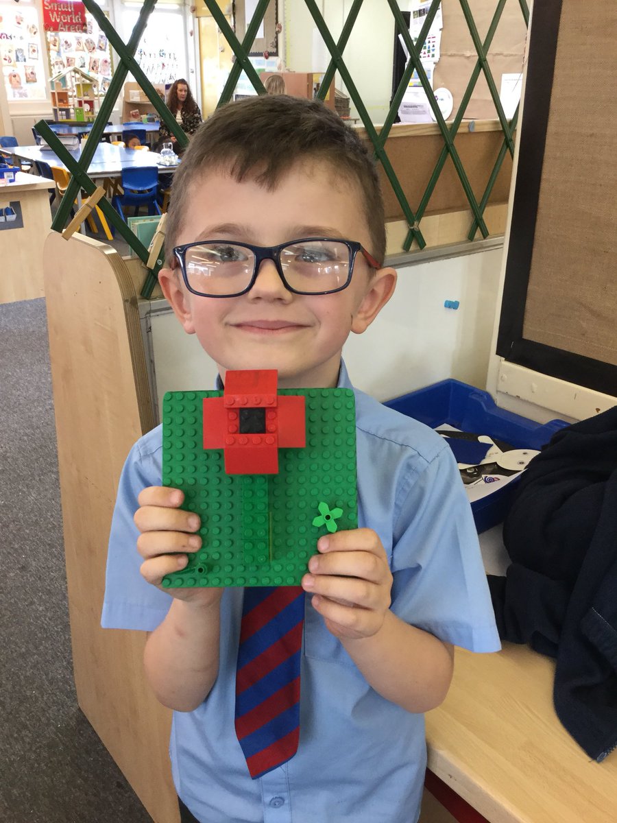 Miss_JonesSTM's tweet image. This afternoon we created some AMAZING pieces of art work and Lego structures ready for our class assembly. Reminder to parents. It is out class assembly on Monday 11th November at 9am. Parents are very welcome to come and watch ☺️🌟🤩 #ClassAssembly