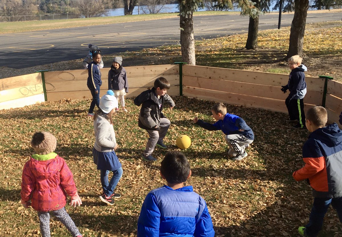 nicksofio's tweet image. 1st Grade got to break in our new Gaga Ball Pit today at recess! #LKCanDoKids #ALASconnectED