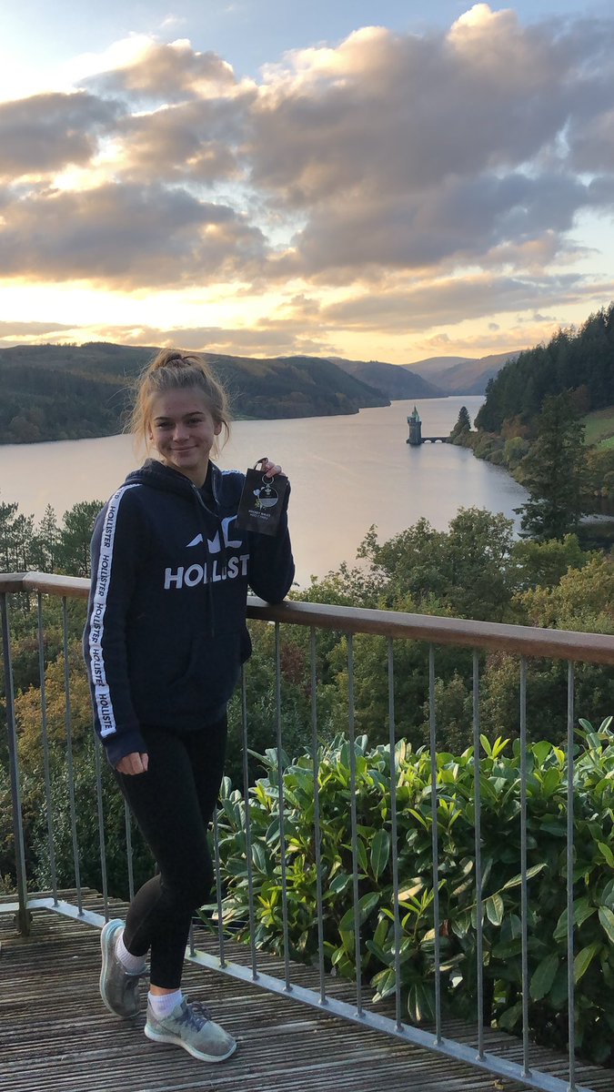 #USWHYA conference day with <a href="/HockeyWales/">Hoci Cymru</a> at Llyn Efyrnwy developing leadership skills 🏑✨