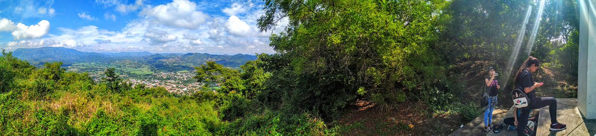 JosSand48076105's tweet photo. #Texistepeque
#CerroElHuevo
#paisage 
#Naturaleza 
#ElSalvador https://t.co/C0eONZjPSa