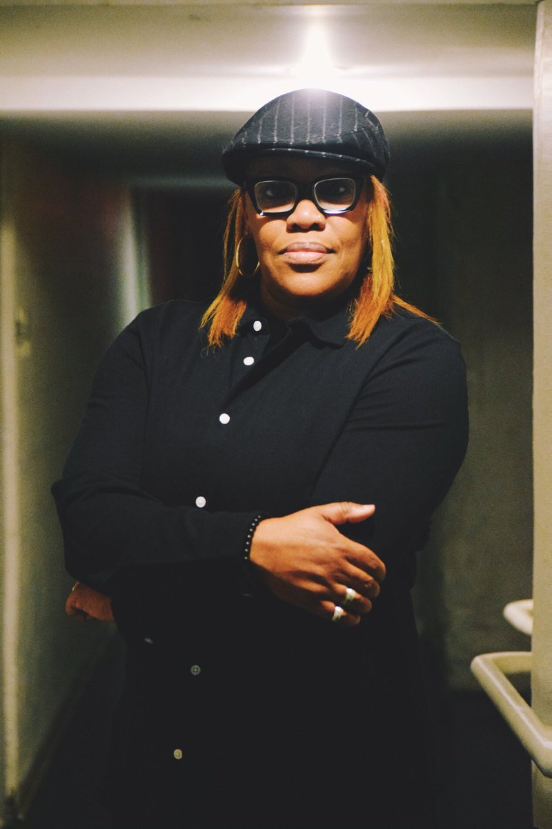 DeafTalent's tweet photo. New headshot.

#KeepingMyTrainMoving
#FirstBlackDeafDirector
#FirstBlackDeafProducer
#DeafTalentCreator🎭
#UpgradeYourself
#LevelledUp
#Showrunner📺

Photographer, Joey Cortez

Deaf TV creators &amp; writers of color are going to raise the roof. We’re going to set Hollywood on fire. https://t.co/OvdU0pUoc5