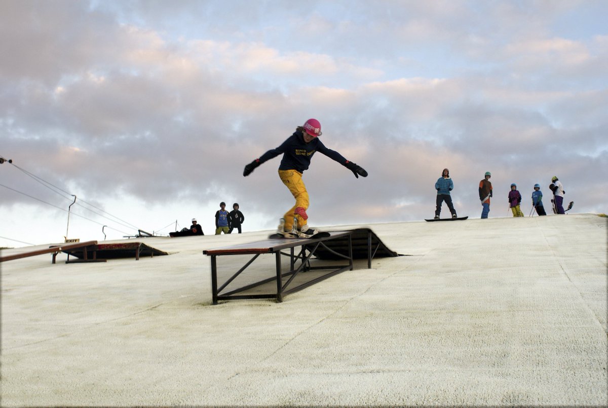 Before the real snow comes this winter (!), why not get your family adventurers 'ski slope-ready' at <a href="/swadsnowsports/">Swadlincote Snowsports Centre</a>, part of our #StayPlayExplore #Leicestershire short break stayplayexplore.co.uk #snow #skiing #slopes #shortbreaks #ukshortbreaks